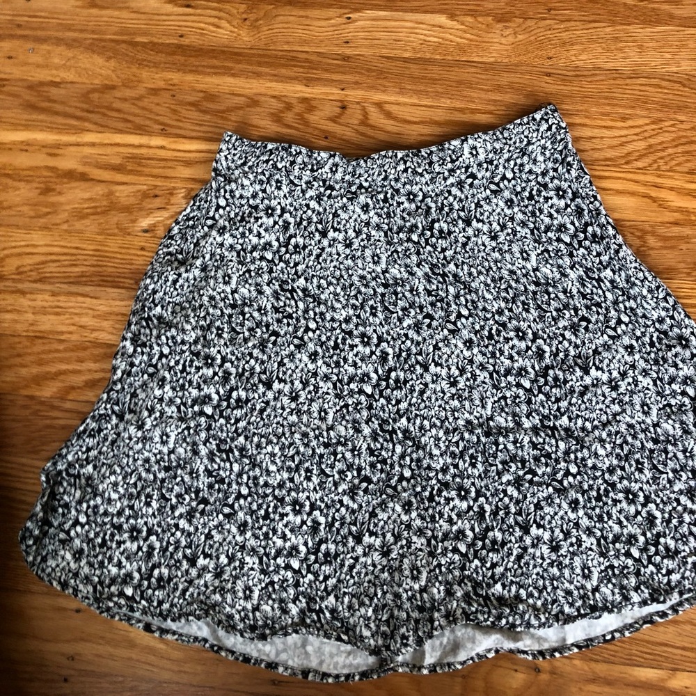 KIMCHI BLUE: Urban Outfitters flowy miniskirt